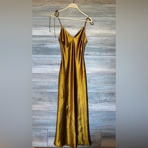 Victoria's Secret Golden Bronze Y2K style slip dress XS